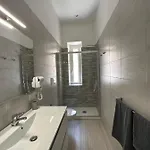 Carol Apartmán